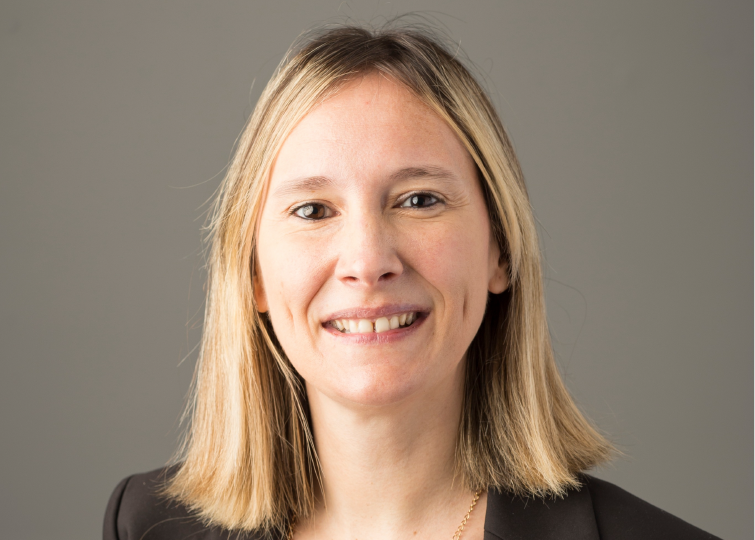 Natalia Grosso, Socia Industria Financiera y de Seguros